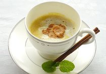 サツマ芋のクリームスープ　カプチーノ仕立て