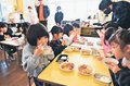 水餃子もちもち　黒部まちづくり協議会、市内保育施設に提供