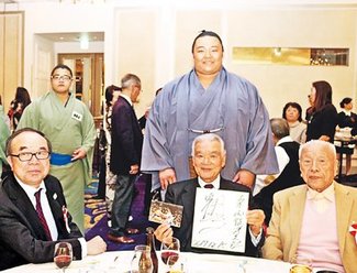 朝乃山、初場所出場へ調整　都内で高砂部屋激励会