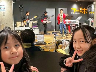 寿司に中華、駄菓子も♪バラエティー豊かなお店が並ぶ富山駅前のフードコート「FOO＆HOO」