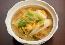 豚バラ肉とレタスの卵とじ