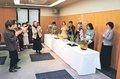 新春彩る花、精進誓う　龍生派富山支部が魚津で初生け会