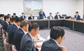 世代間の相違浮き彫り　自民県連幹部進退問題で常任総務会