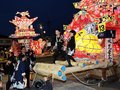 ぶつかり合い、町に熱気　小矢部・津沢夜高祭が開幕
