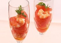 エビとグレープフルーツのマリネ