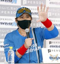 日ハム１軍は名護で春季キャンプ