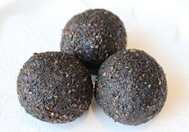 イカ墨コロッケ