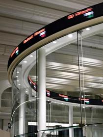 東証反発、終値５万１０６３円