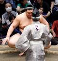 大の里、琴桜に不戦勝で１３勝目