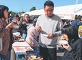 メルヘン牛おいしいね　小矢部 稲葉山牧野祭、バーベキュー楽しむ
