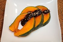 カボチャのごま味噌（みそ）田楽