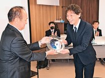 夜のまちなかグル巡り、「牛屋」がグランプリ　氷見商議所が表彰