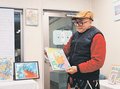 病気乗り越え描き続け　高岡の室江さん初のイラスト個展、リハビリ後２０点以上完成