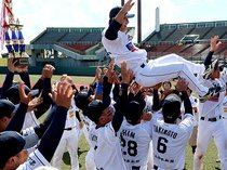 サンダーバーズ年間優勝 後期制し「完全V」達成、独立リーグGCへ