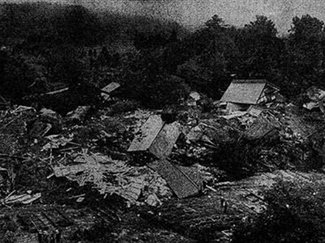 ７月１６日の歴史 <br />氷見で地滑り　７１戸が全半壊　１９６４年