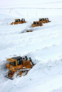 営業開始へ着々　立山黒部アルペンルート、１５日開通