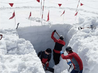 積雪少なく、黄砂くっきり　立山の雪から見える地球の今