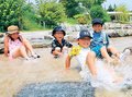 暑さに負けないぞ　黒部、水辺に元気な声響く