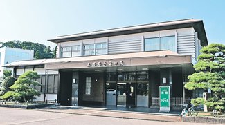 ＜人生のあとさき＞安井恒夫さん（１０）五万石創業者<br />事業継承／ＪＲ西に千里山荘売却