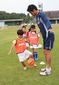 カターレ選手が指導　小矢部でサッカー教室