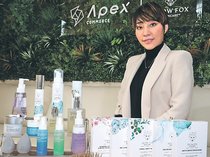 ＜富山市ヤングカンパニー大賞＞審査員特別賞<br />化粧品輸入販売業のＡｐｅｘ　Ｃｏｍｍｅｒｃｅ（富山市大泉東町）