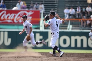 富山商の「アライバ」 プレーの裏側に迫る