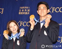 りくりゅう・三浦璃来、まさかの空港で金メダル置き忘れ　木原龍一のぶっちゃけトークに照れ