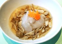 タイの里芋蒸し　カニあんかけ