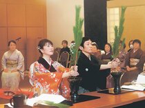 池坊高岡支部が心新たに初生け
