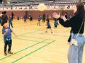 ボール遊び楽しいね　高岡で新市２０年イベント