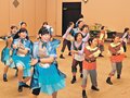 手作り衣装でいいショーを　となみミュージカルキッズ、３月公演向け稽古に熱