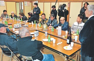 氷見・姿地区守っていく　能登半島地震１年、住民が新年会で復興誓う