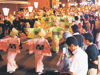 【写真特集】更けゆく夜 町流し優美　おわら風の盆３日目