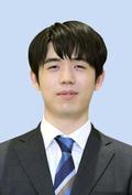 名人戦、藤井七冠が白星発進