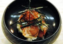 スモークサーモンとキュウリのみぞれあえ