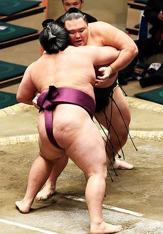 朝乃山６連勝、単独トップ　大相撲初場所６日目