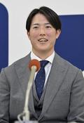 広島の森下、２億円で更改