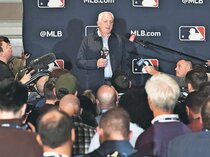 佐々木争奪戦は下馬評通り決着　「耐久性」の課題指摘も