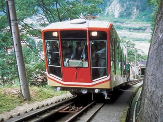 ８月１３日の歴史 <br />立山ケーブル開通　１９５４年