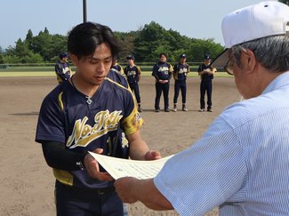 ＮＯ・ＴＩＴＬＥ初優勝　朝間野球小矢部市大会
