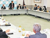 富山地鉄存続議論求める　自民県連、富山・新川で政調会長会議