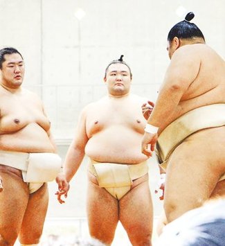 朝乃山充実の冬巡業 沖縄