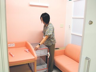 県内市町村の役場や役所で育児設備に差／小中学校体育館の冷房設置率全国ワースト２位【子育て応援！役立つ記事インデックス】（10月1日～10月7日）