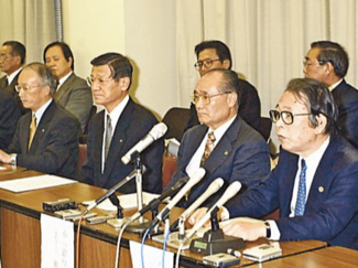 ＜人生のあとさき＞高木繁雄さん（１１）北陸銀行元頭取<br />地銀の役割／県境越え預金者守る