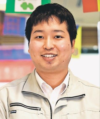 カラフル<br />県埋蔵文化財センター文化財保護主事・傍島健太さん