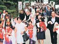 子ども３５０人、平安装束　射水神社、遷座１５０年で稚児社参
