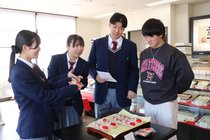 石動高生考案の焼き菓子、若林屋総本家（小矢部）で販売