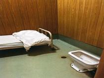 ある日突然連れ去られ精神科へ強制入院の絶望…　富山の男性、健康なのになぜ