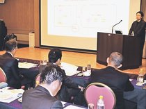 ＤＸ新ビジネス学ぶ　北経連会員懇談会、百貨店のサブスク説明