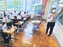 とやま給食たんけん（９）中学生が献立考案<br />成長期の栄養学ぶ